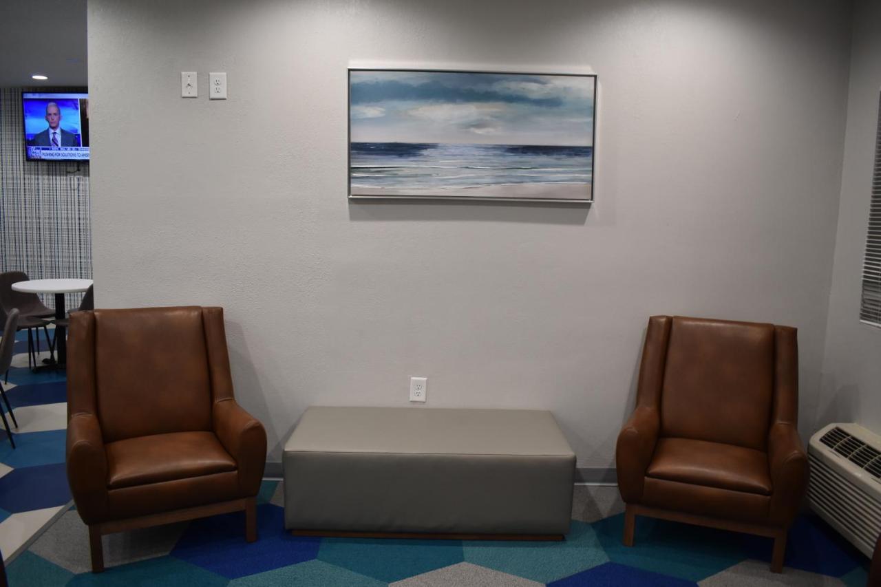 Microtel Inn & Suites By Wyndham Stockbridge/Atlanta I-75 Екстериор снимка